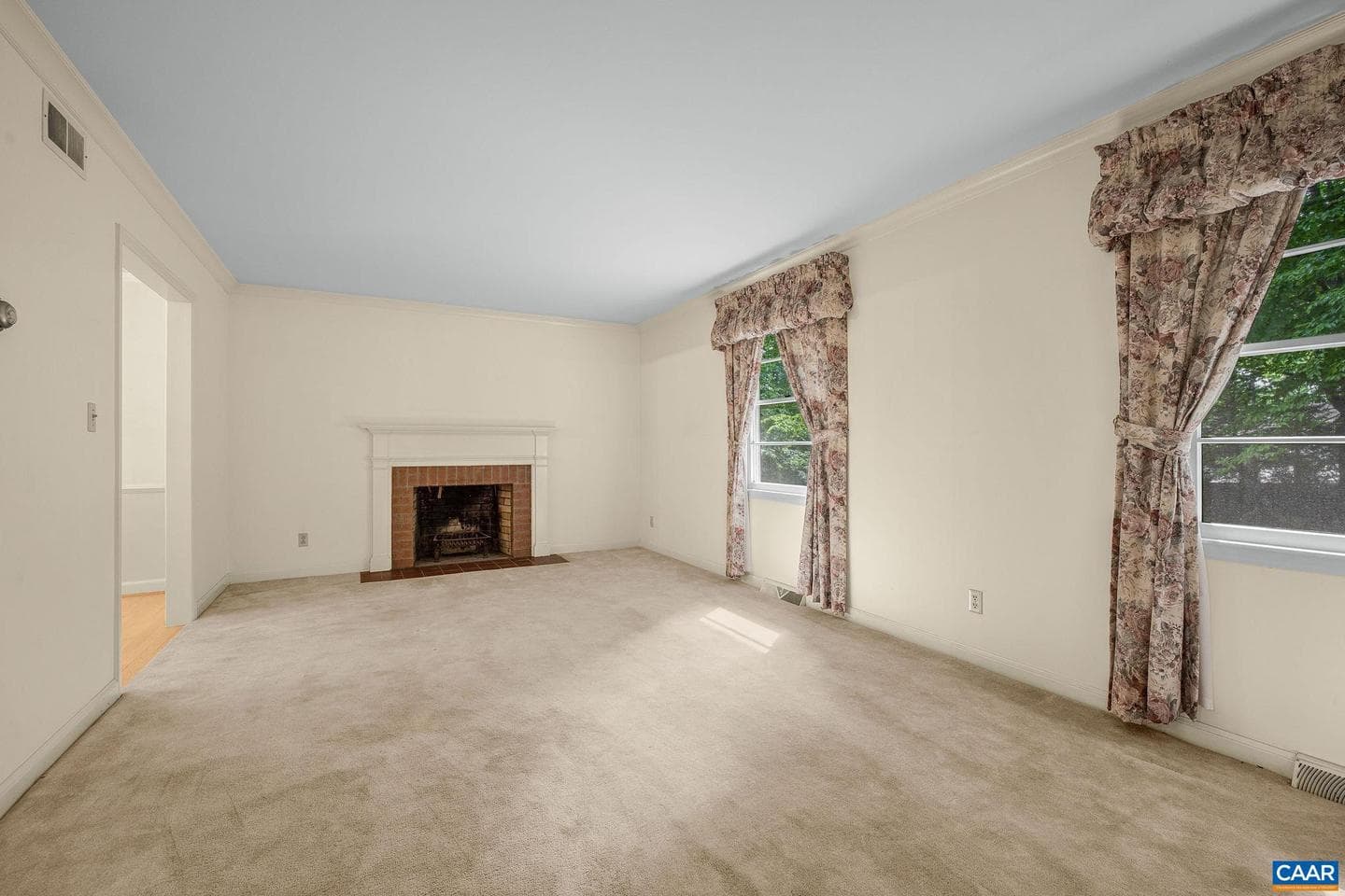 2514 Hillwood Pl photo 6