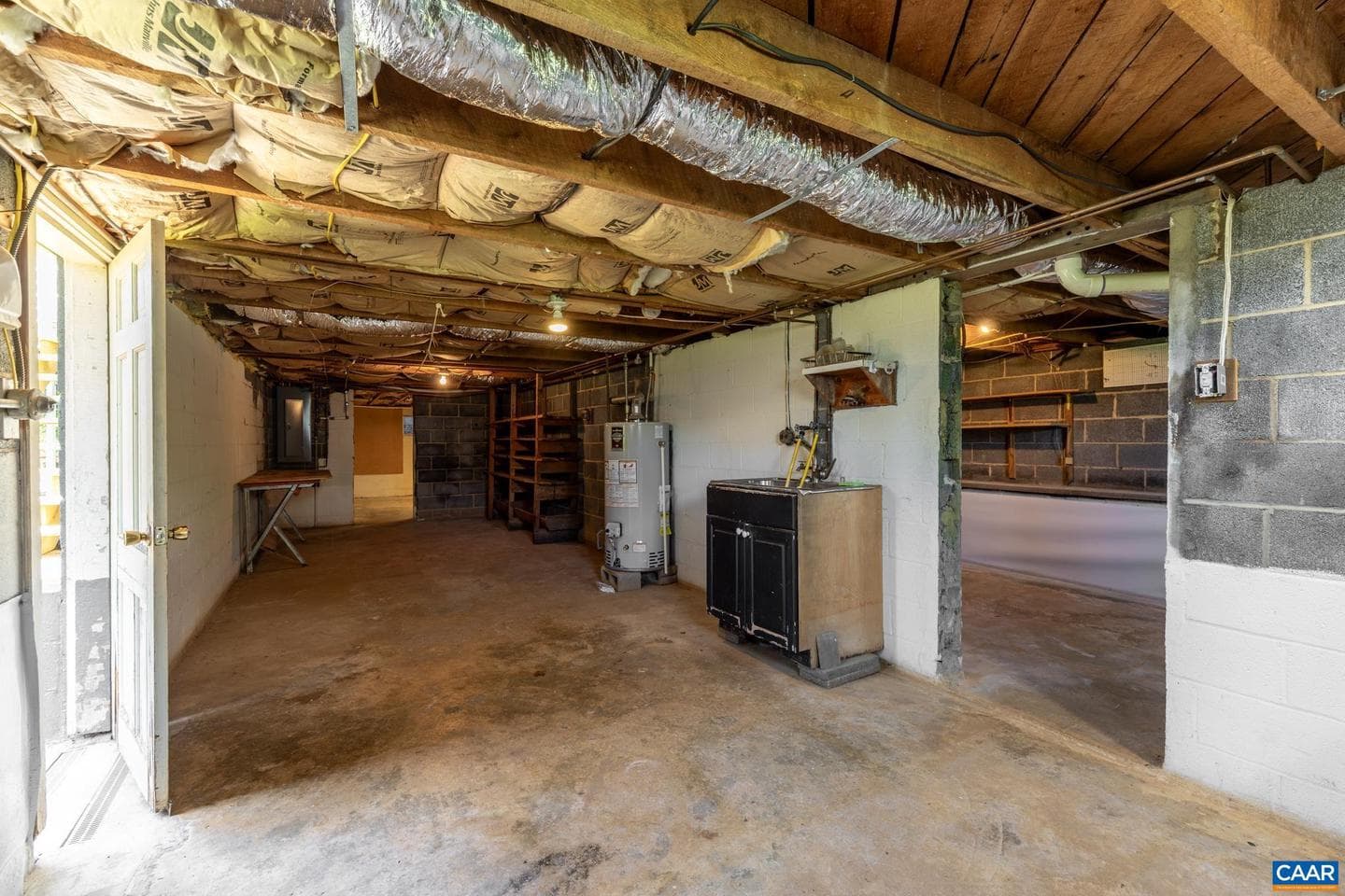 9070 Spotswood Trl photo 14