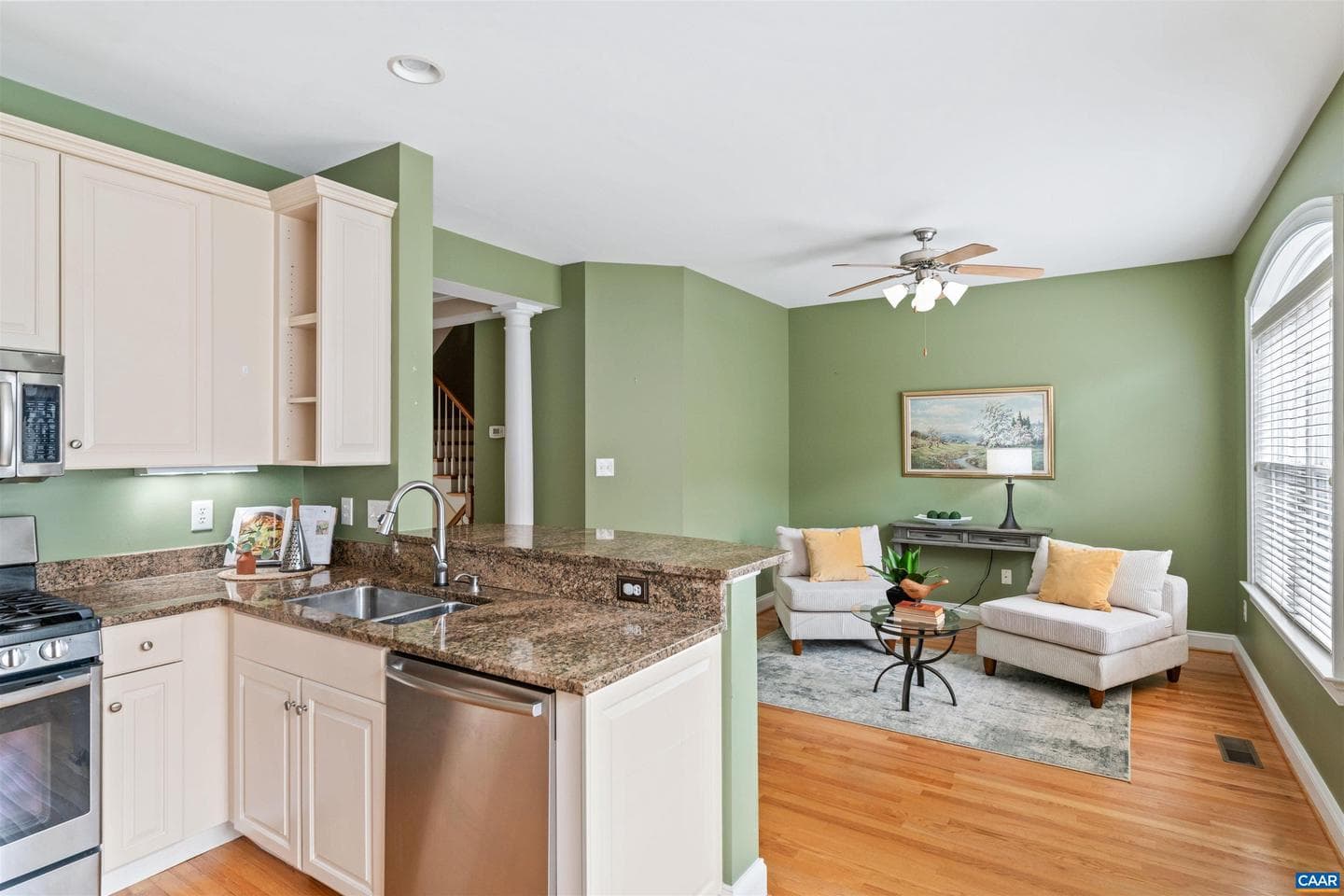 1039 Glenwood Station Ln photo 13