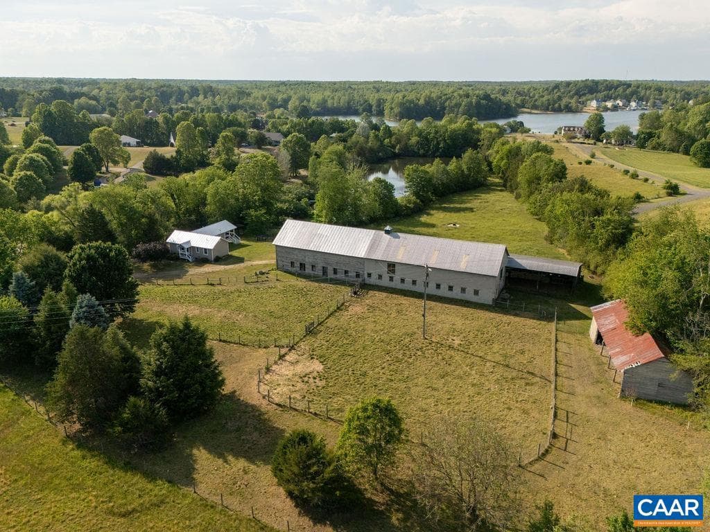 160 Old Farm Holw photo 42