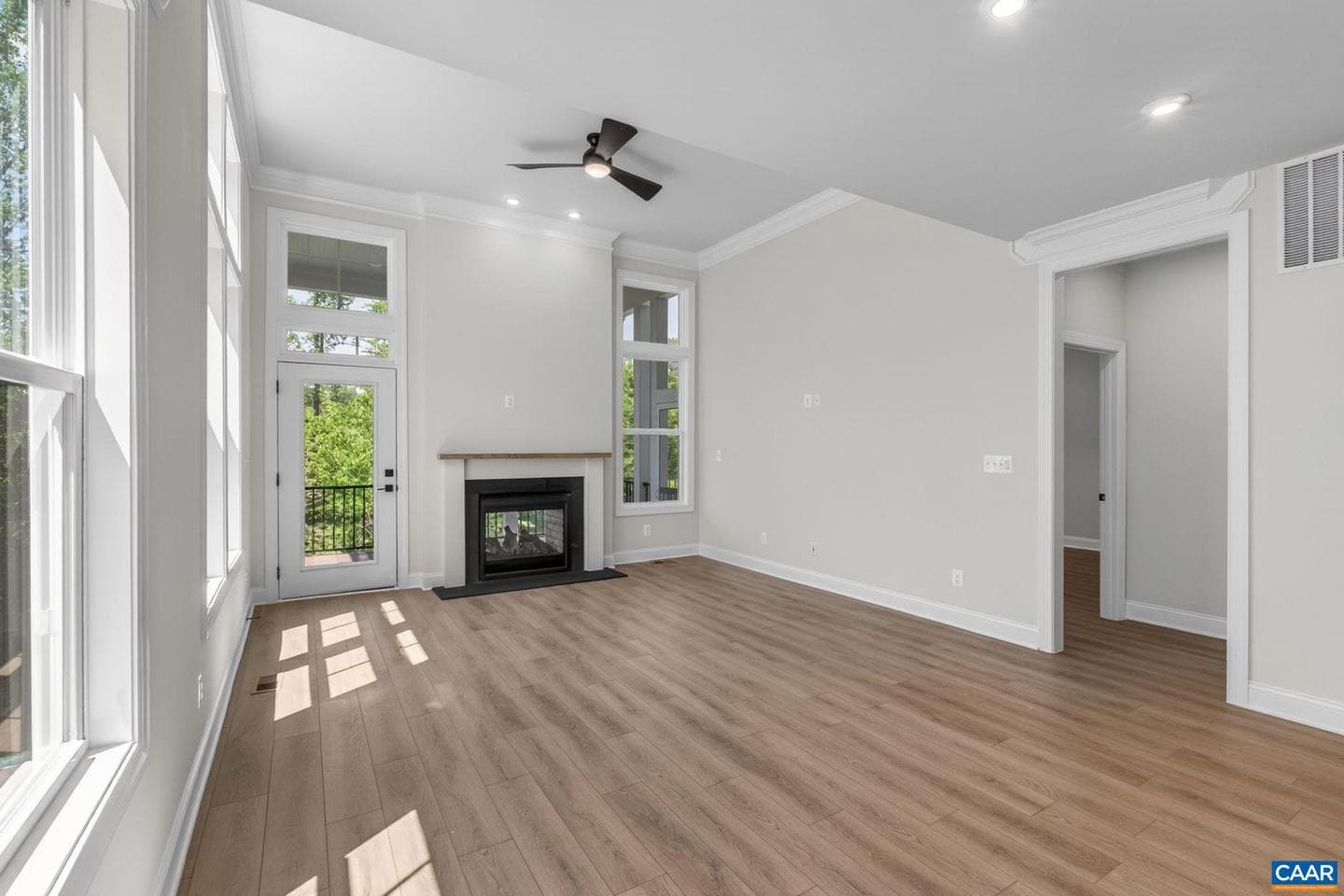 1382 Marcella St photo 18