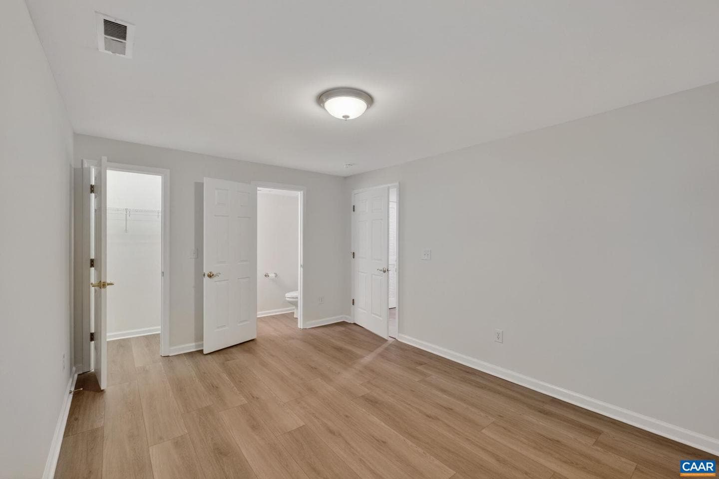 115 Old Fifth Cir photo 29