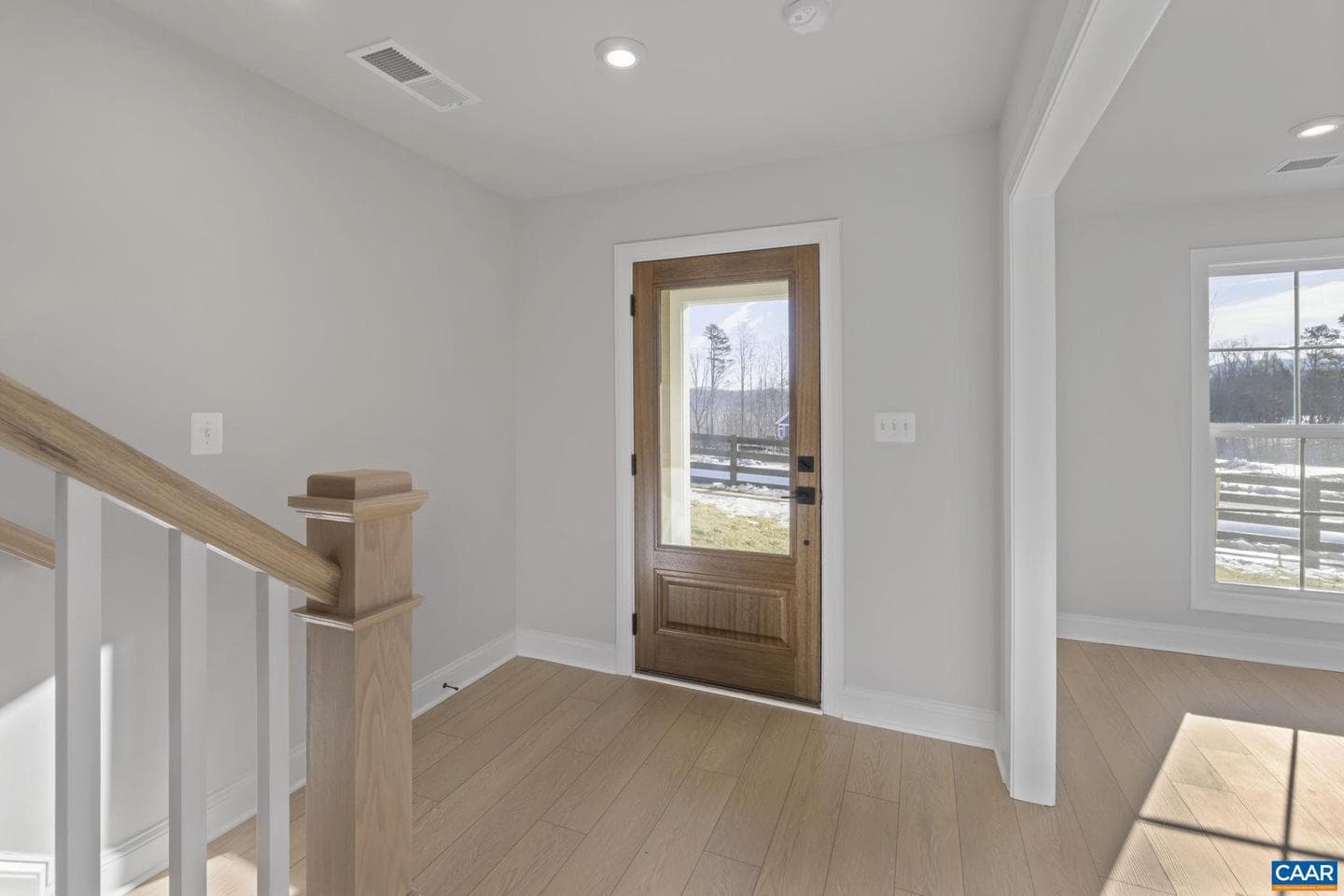 3608 Hilah Ln photo 6