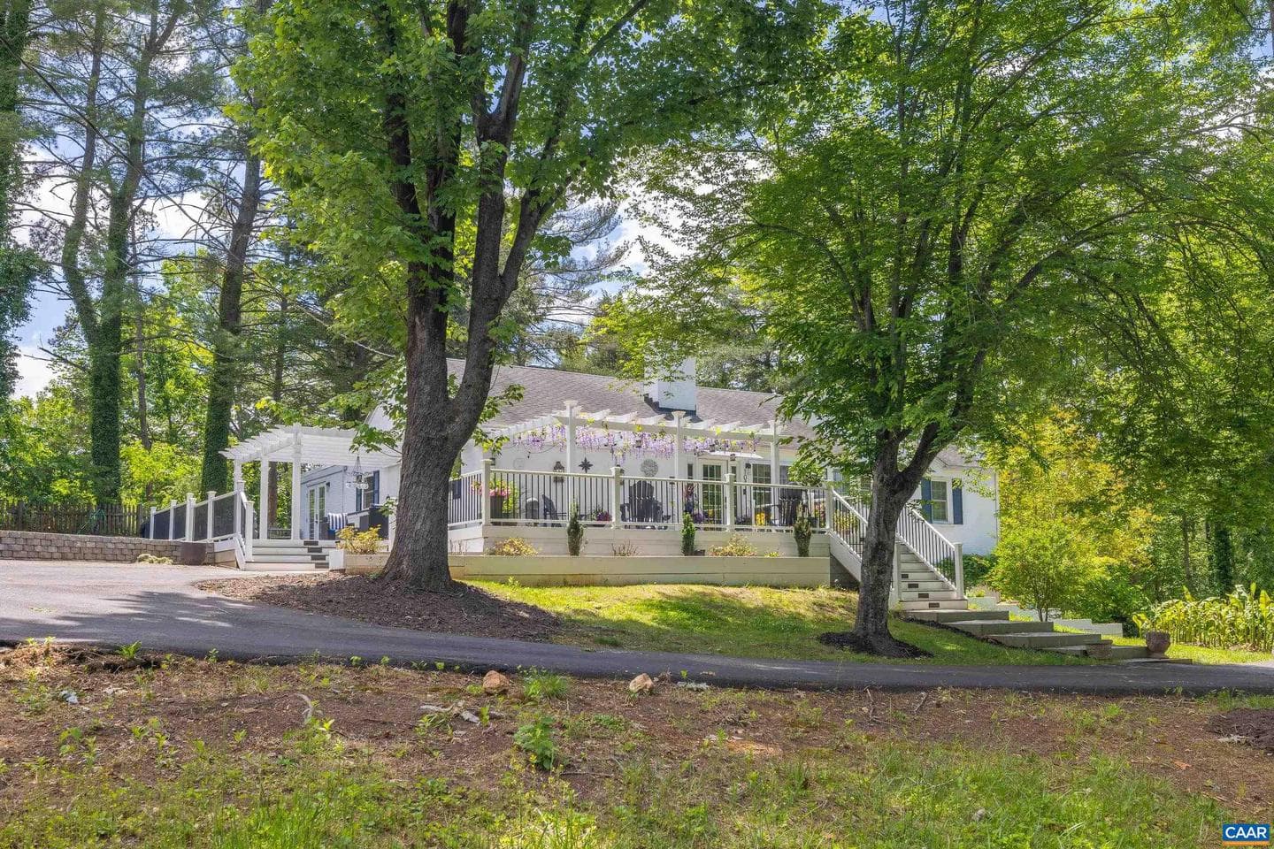104 Buckingham Cir photo 57