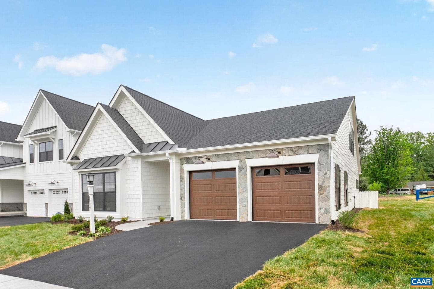 7526 Steep Rock Dr photo 3