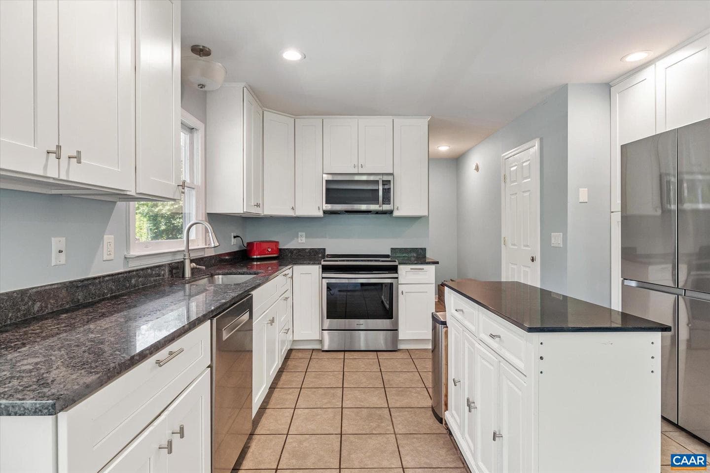 4209 Hawkins Ln photo 12