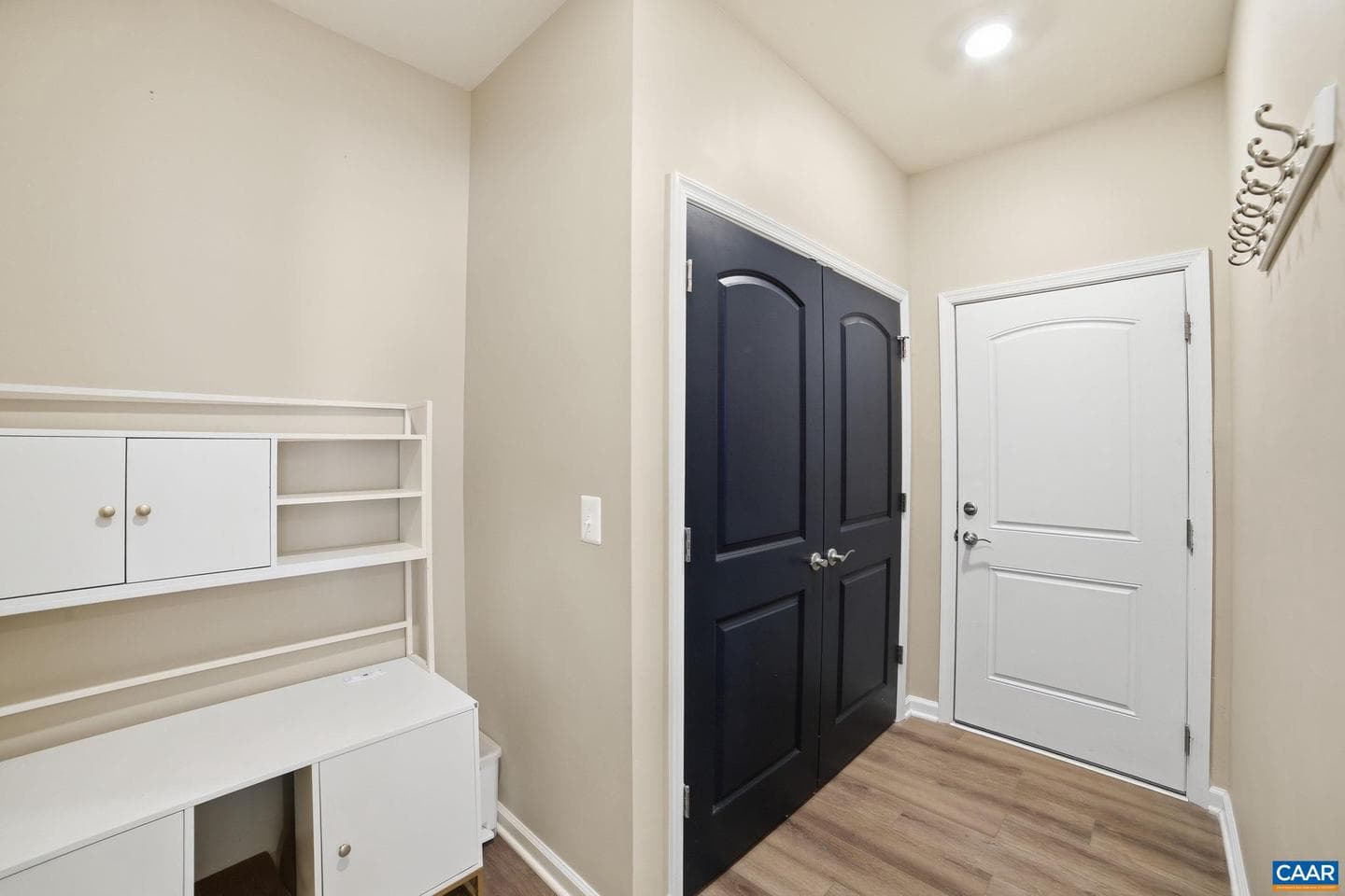424 Bayberry Ln photo 15