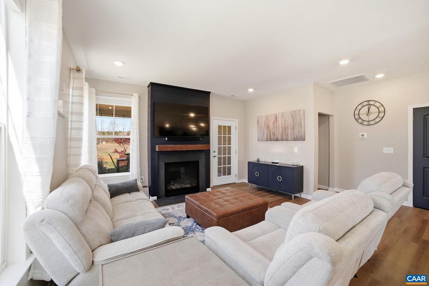 424 Bayberry Ln photo 20