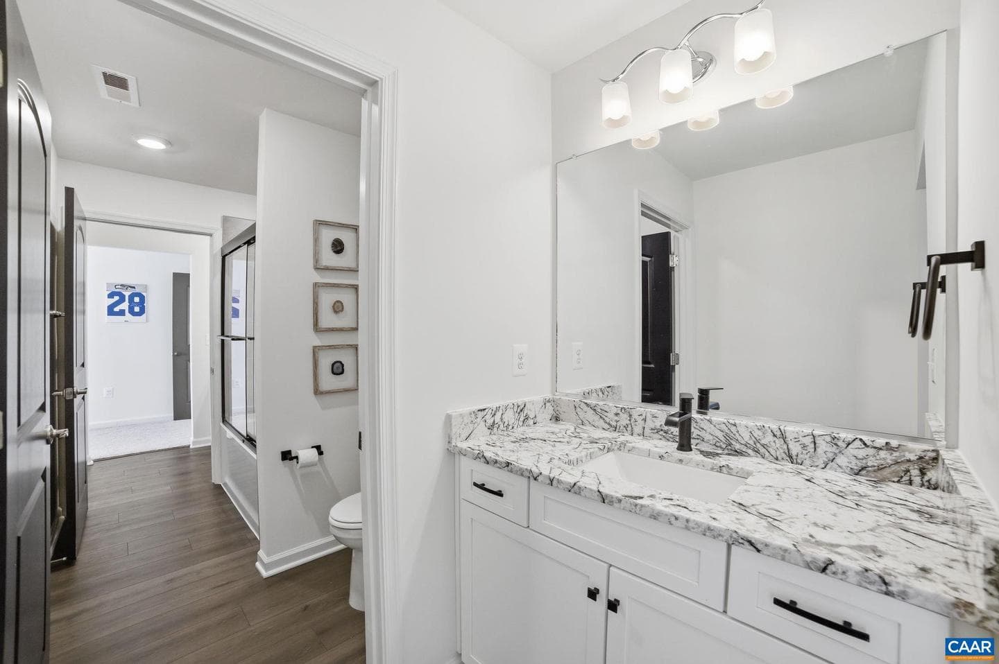 424 Bayberry Ln photo 37