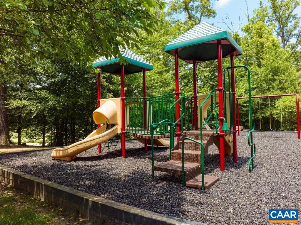 424 Bayberry Ln photo 56