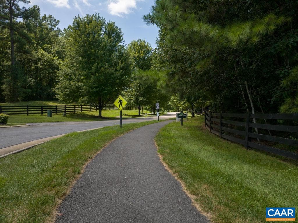 424 Bayberry Ln photo 59