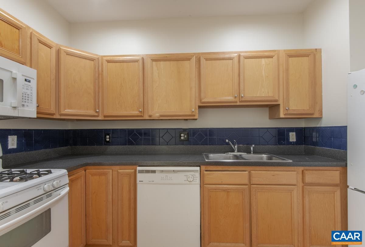 1103 Druid Ave #E photo 12