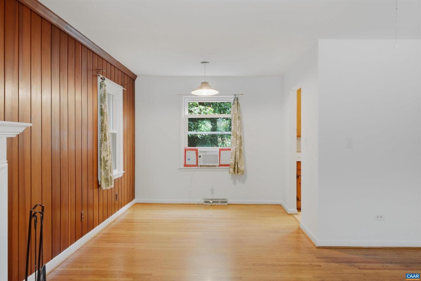 2238 Banbury St photo 7