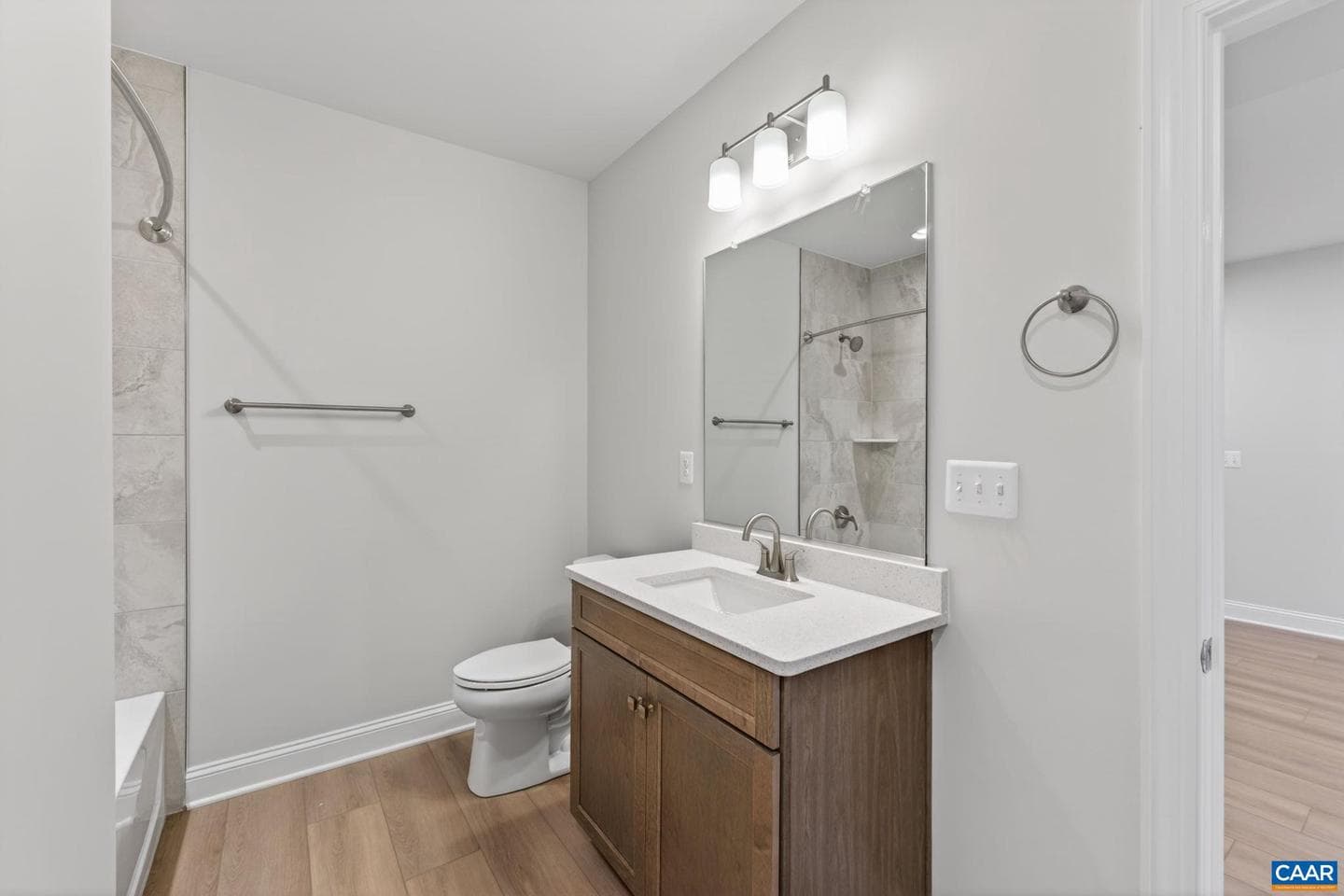 1380 Marcella St photo 44