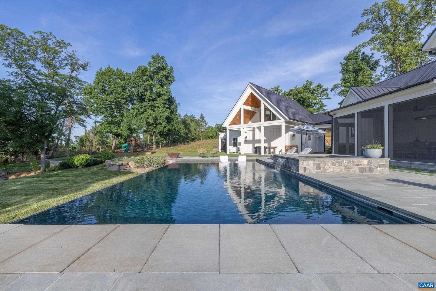 2098 Goodling Rd photo 68