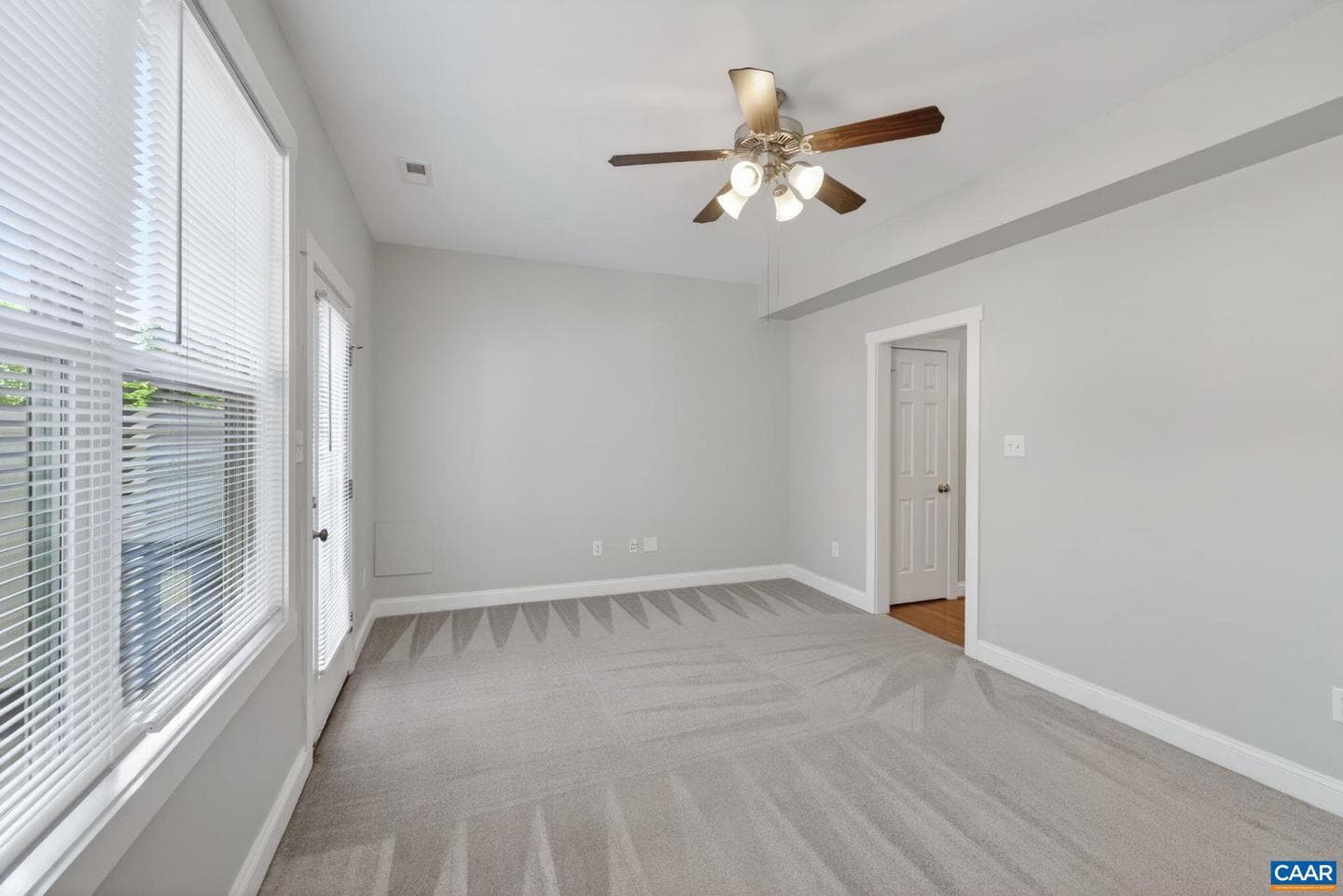 334 Marquette Ct photo 21