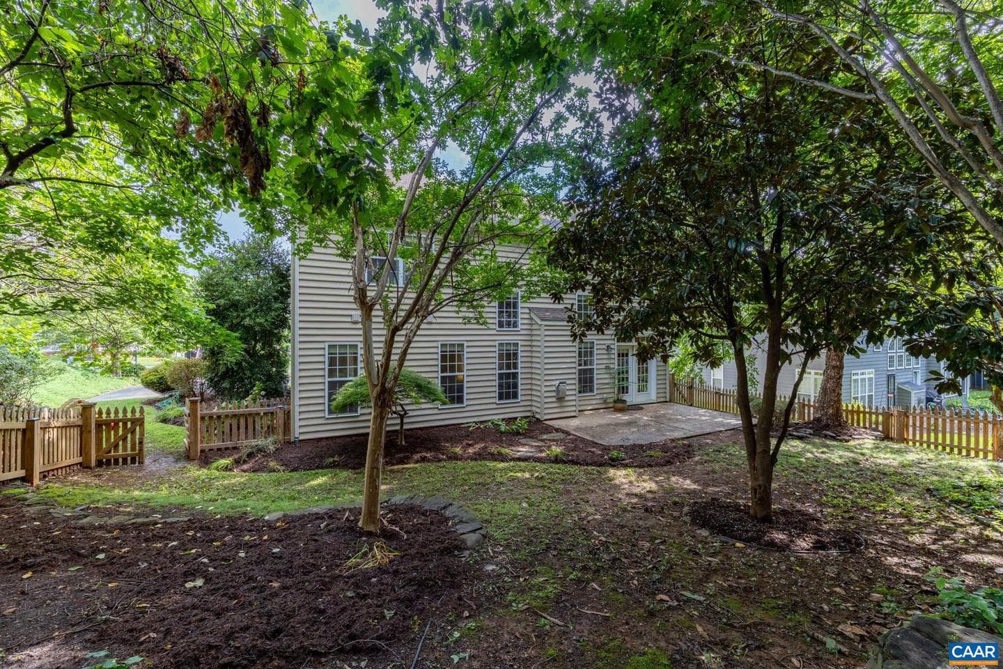 363 Grayrock Dr photo 39