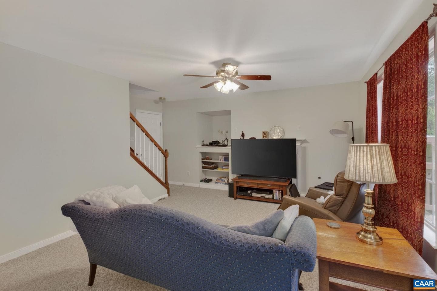 1092 Wintergreen Ln photo 18