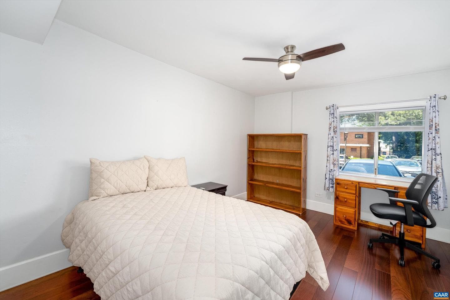 1800 Jefferson Park Ave #206 photo 27