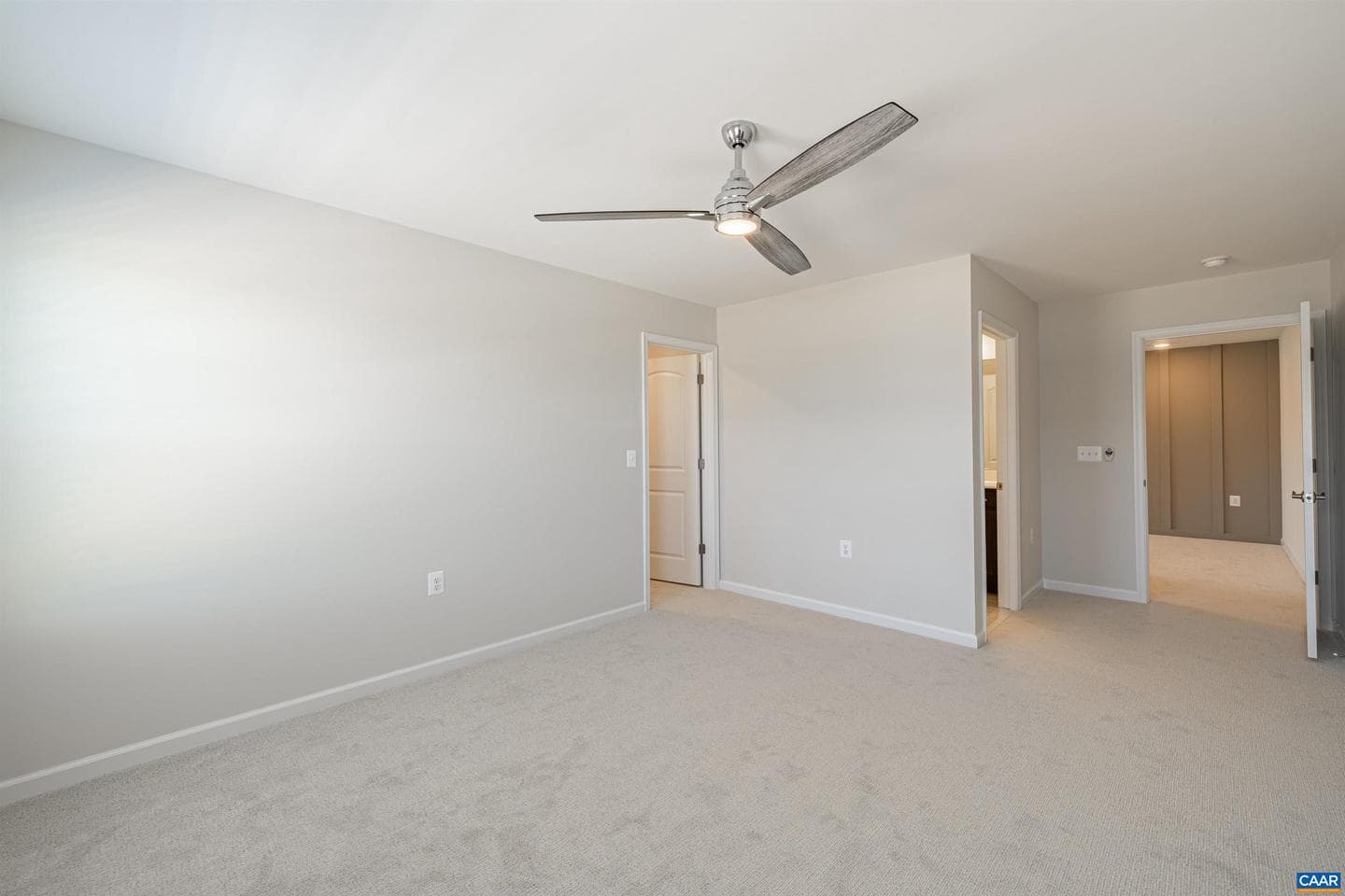 238 Winterberry Dr photo 37
