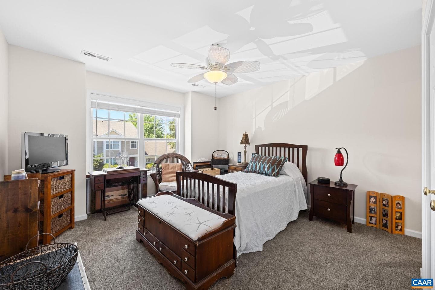 996 River Run Dr photo 20
