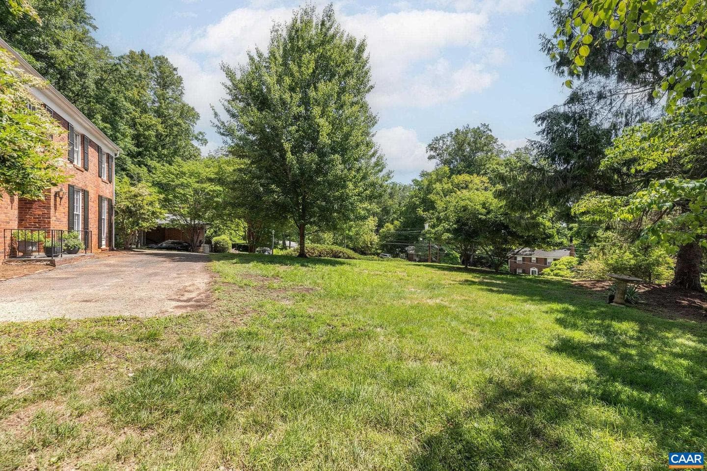 1721 Yorktown Dr photo 32