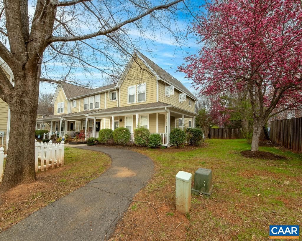 270 Remington Pl, Charlottesville