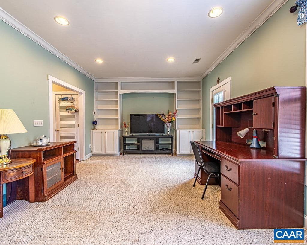 270 Remington Pl photo 16