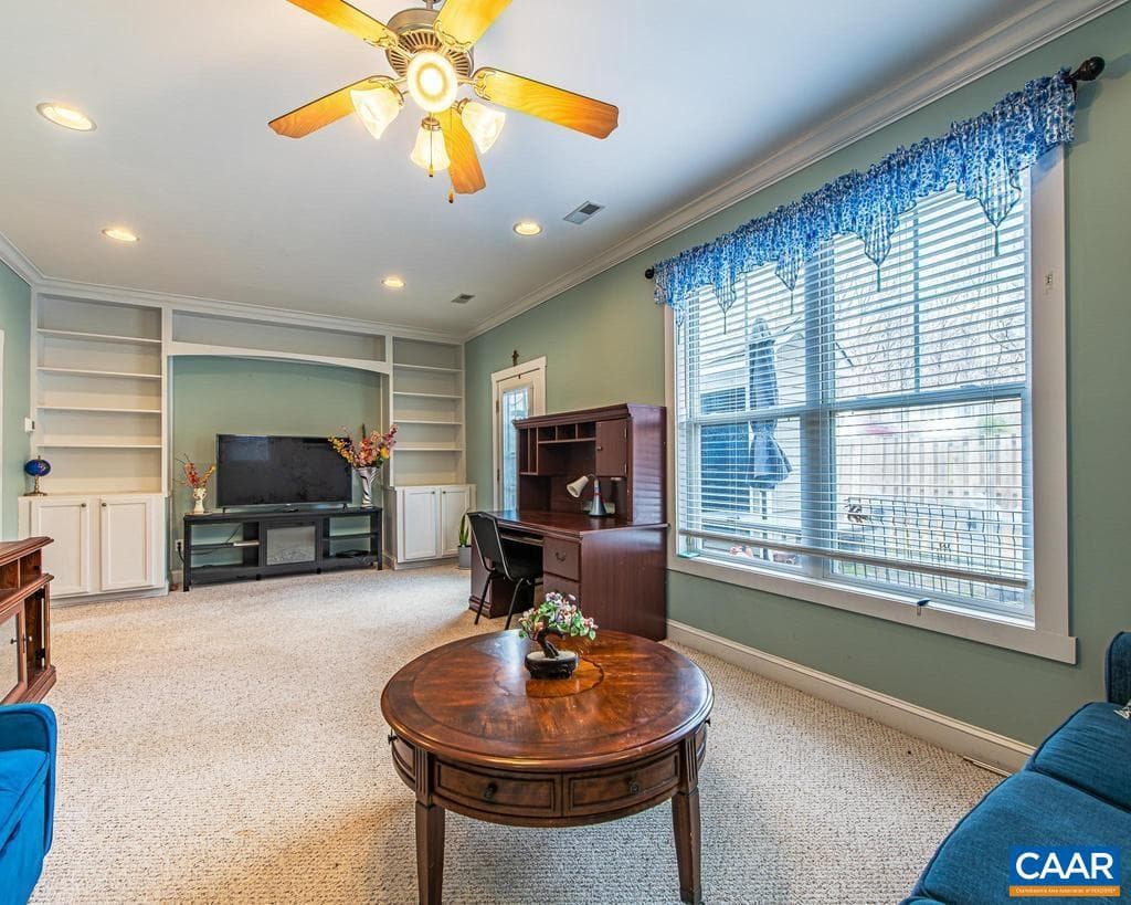 270 Remington Pl photo 17