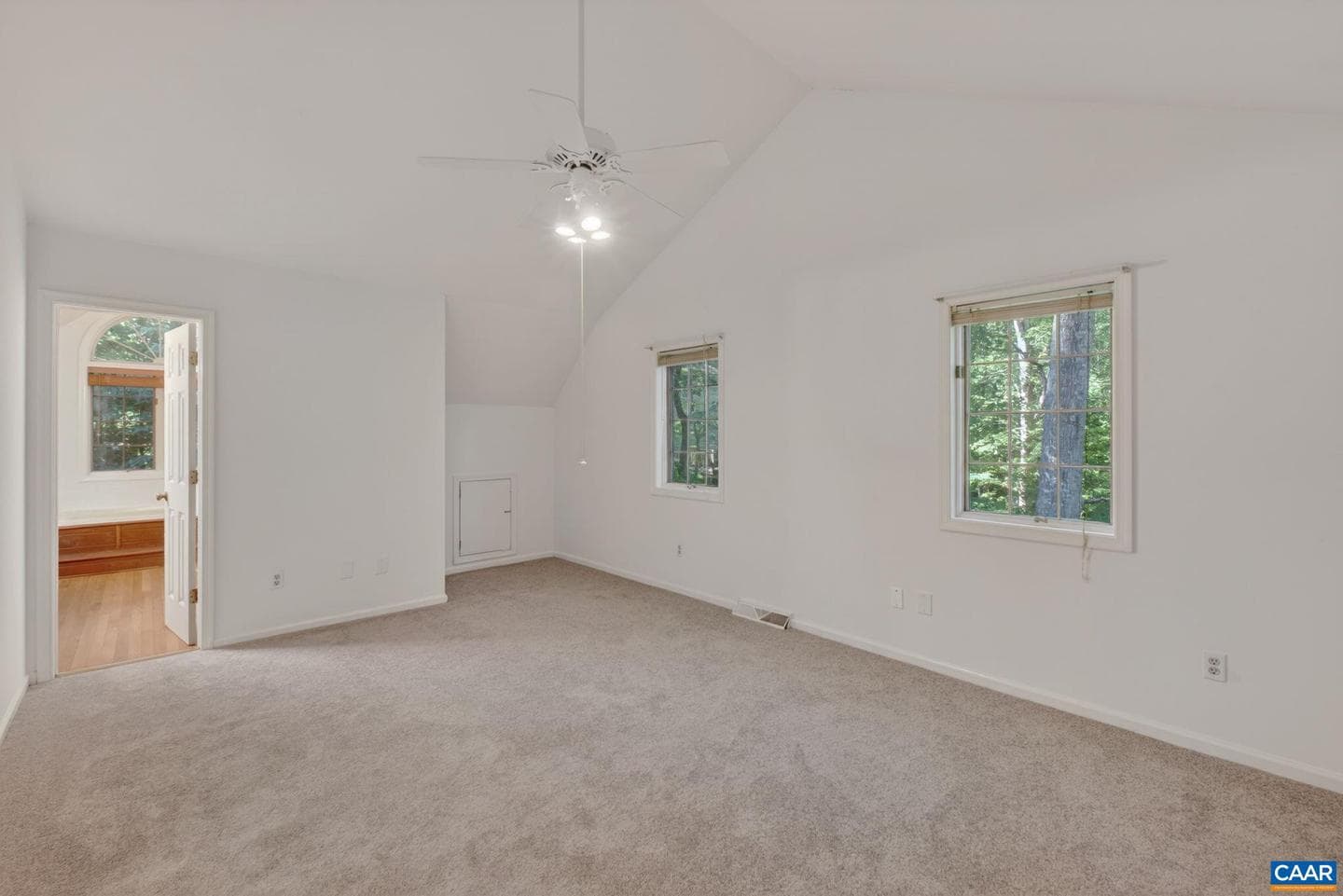 255 Homestead Ln photo 19