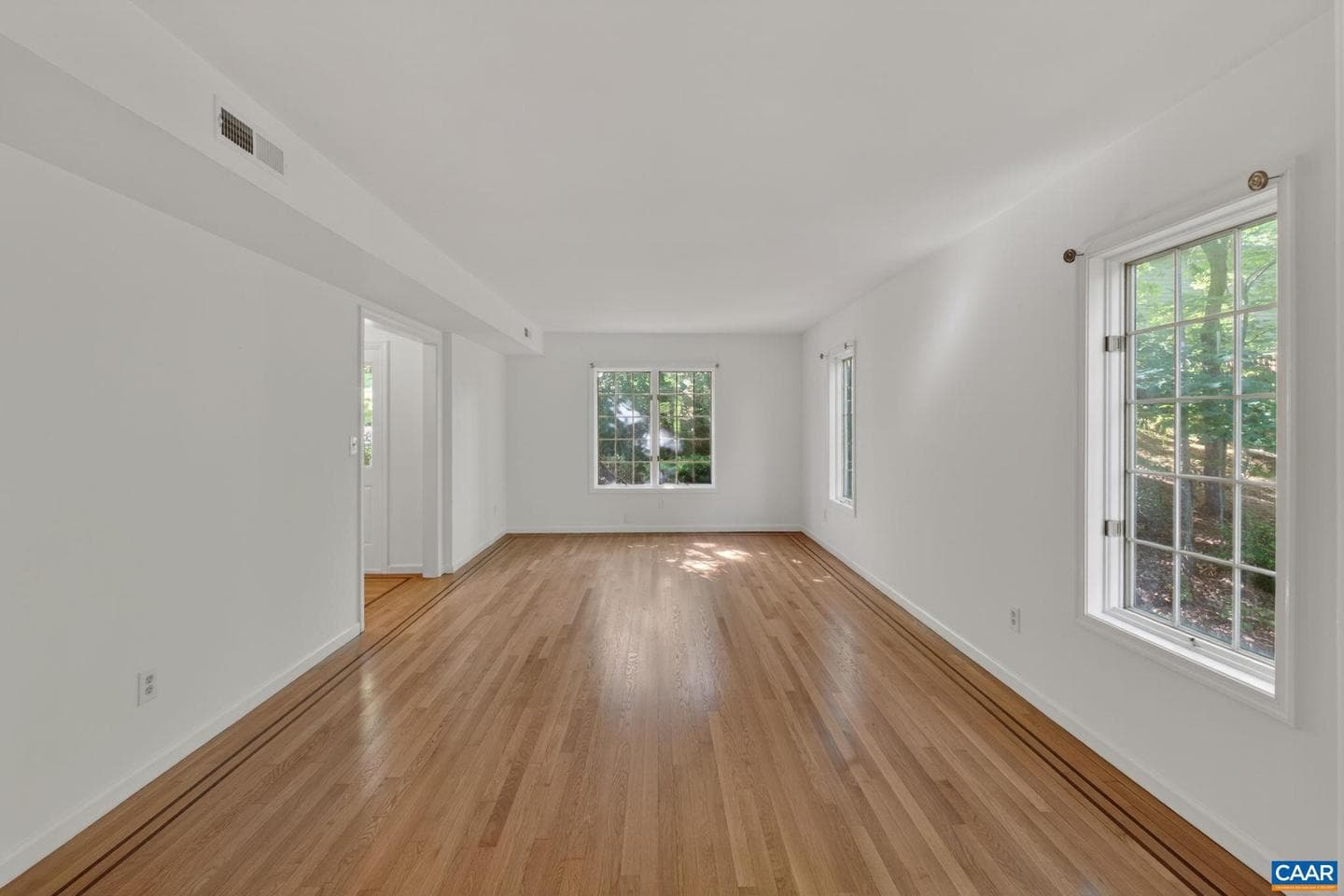 255 Homestead Ln photo 7