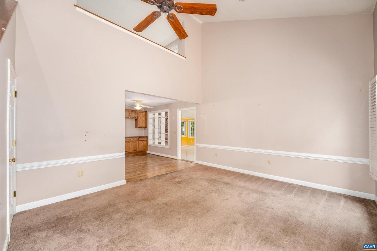 219 Duke St photo 10