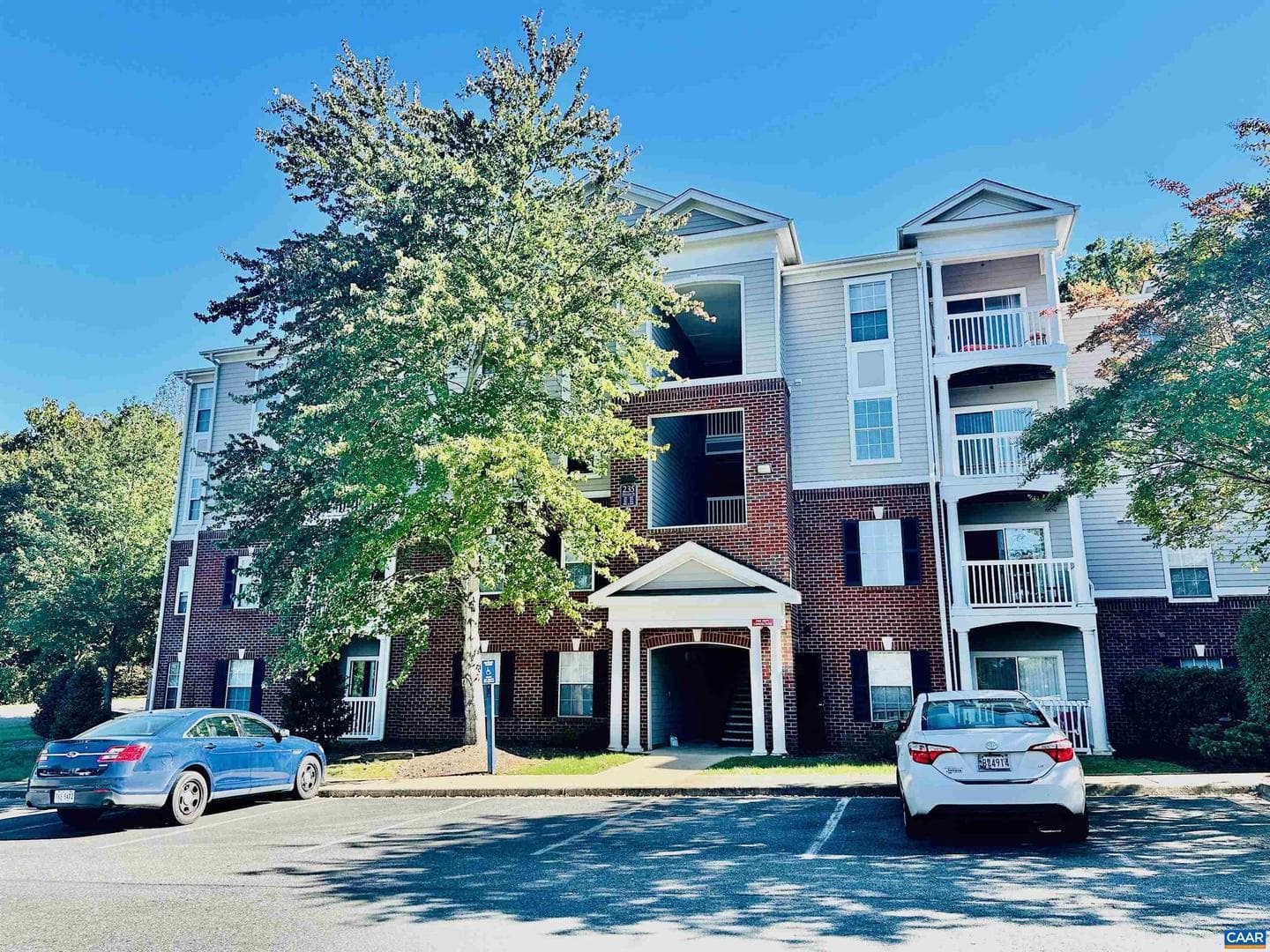235 Yellowstone Dr #102, Charlottesville