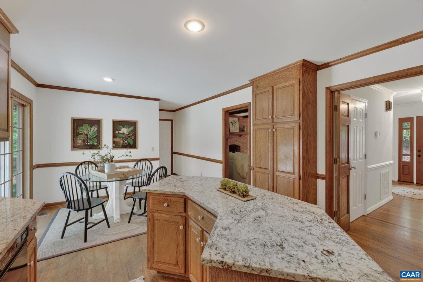 2130 Whippoorwill Rd photo 9