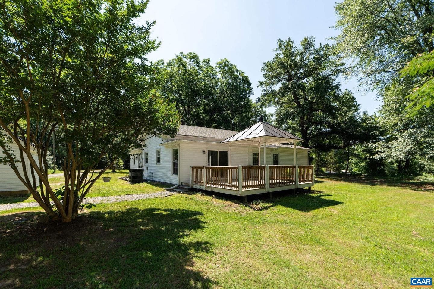 14043 Jefferson Hwy photo 34