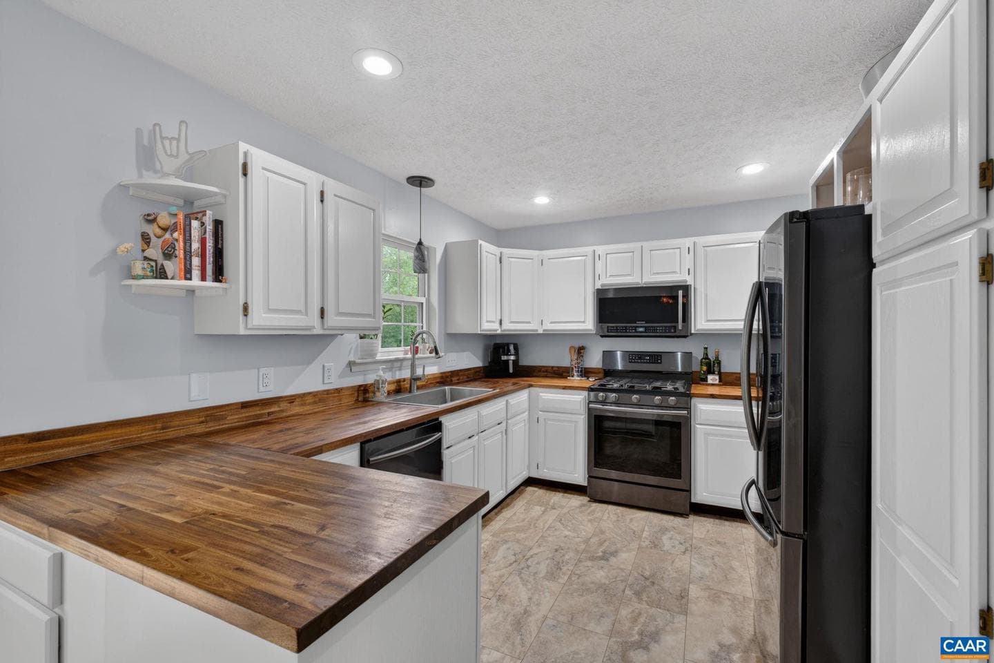 122 Mistie Ridge Ln photo 10