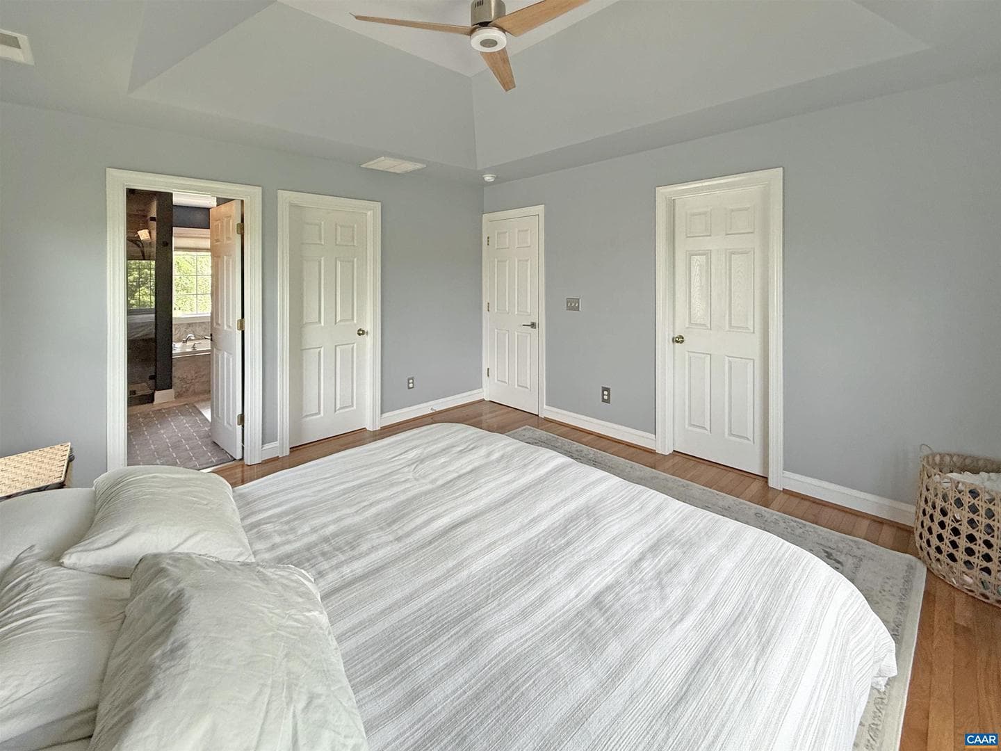 1102 Saint Charles Ct photo 10