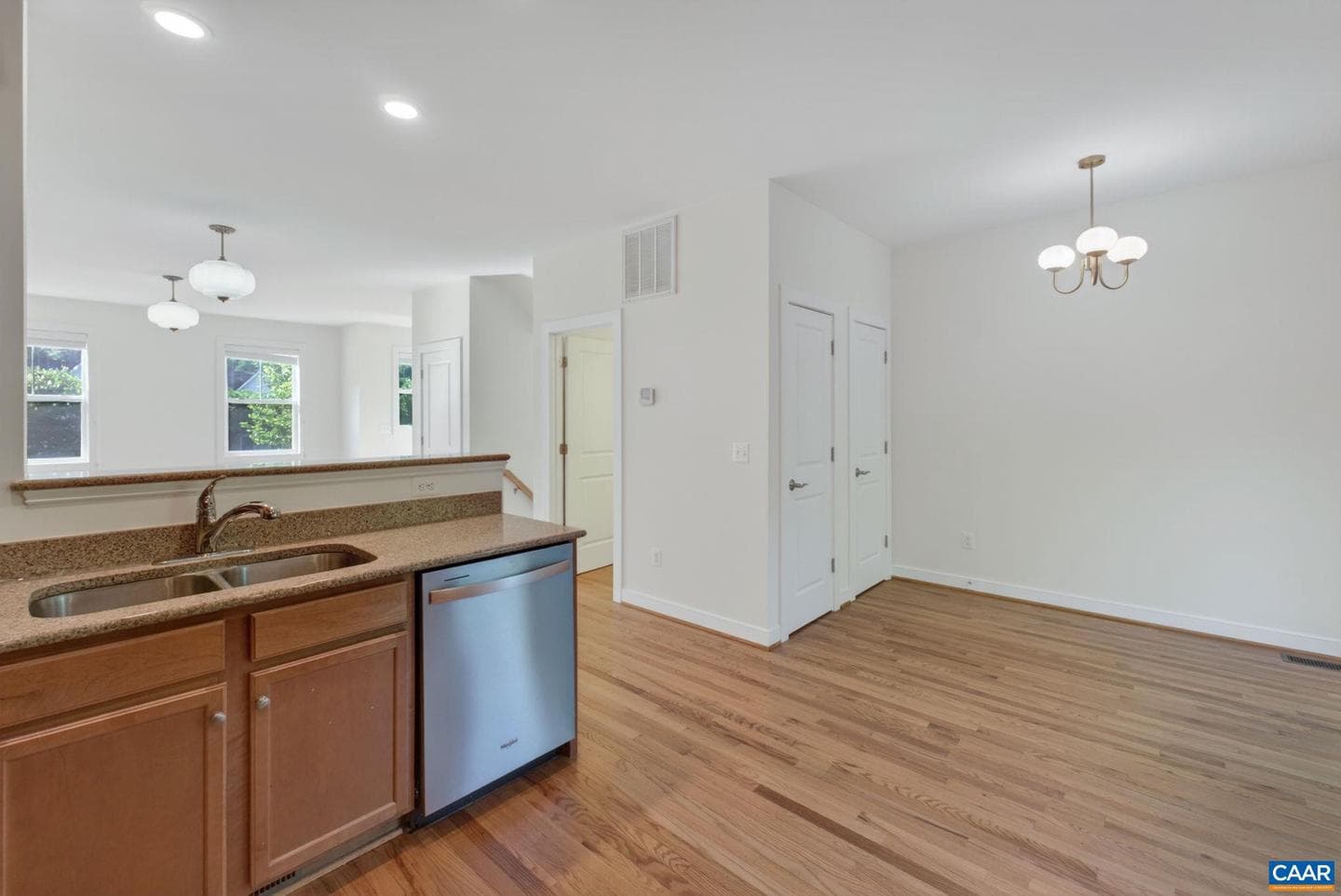 103 Longwood Dr #b photo 7