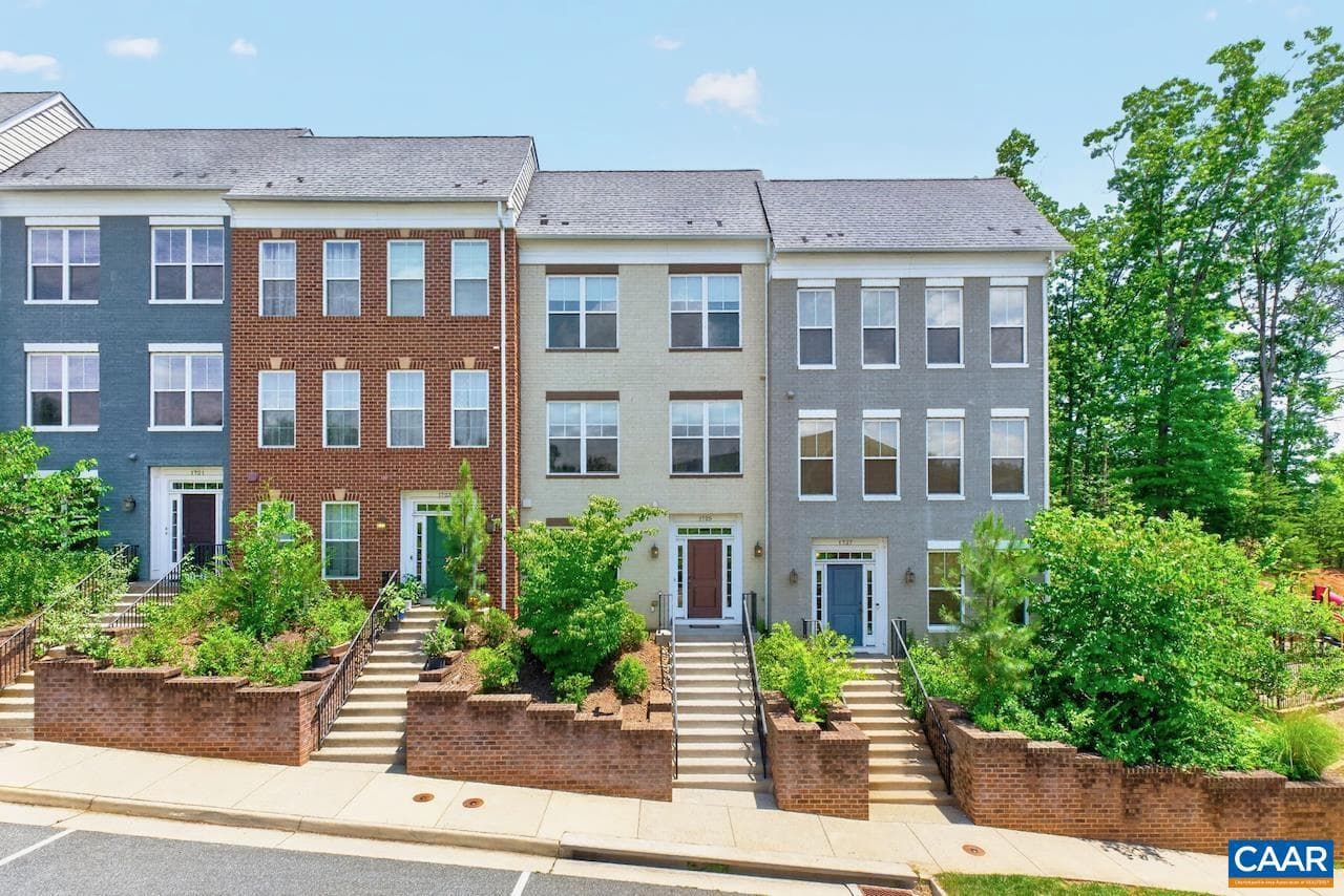 1725 Belvedere Pl, Charlottesville