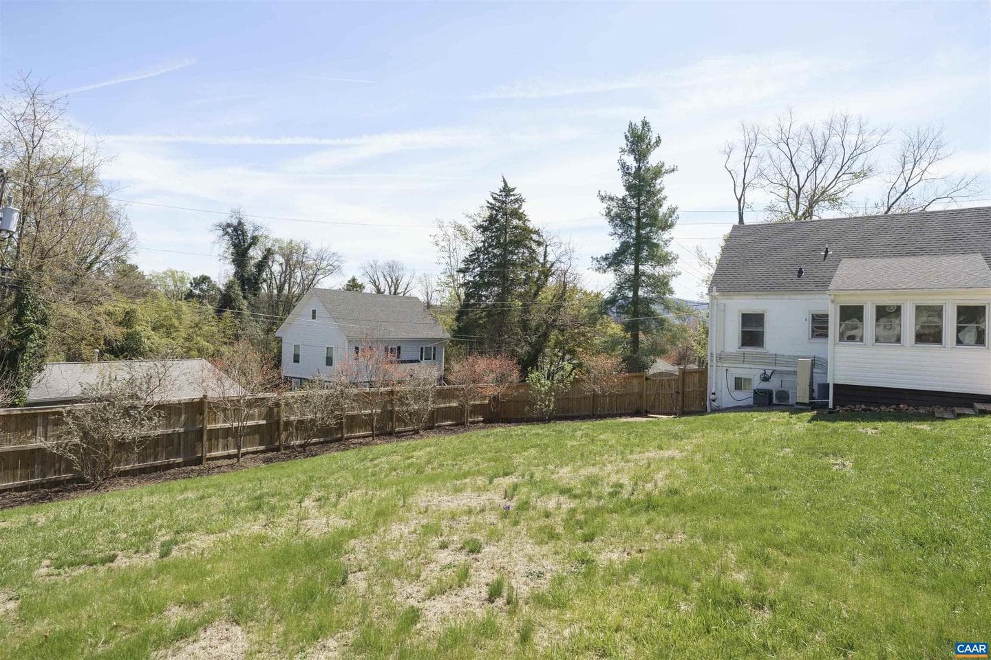 403 Robertson Ave photo 41