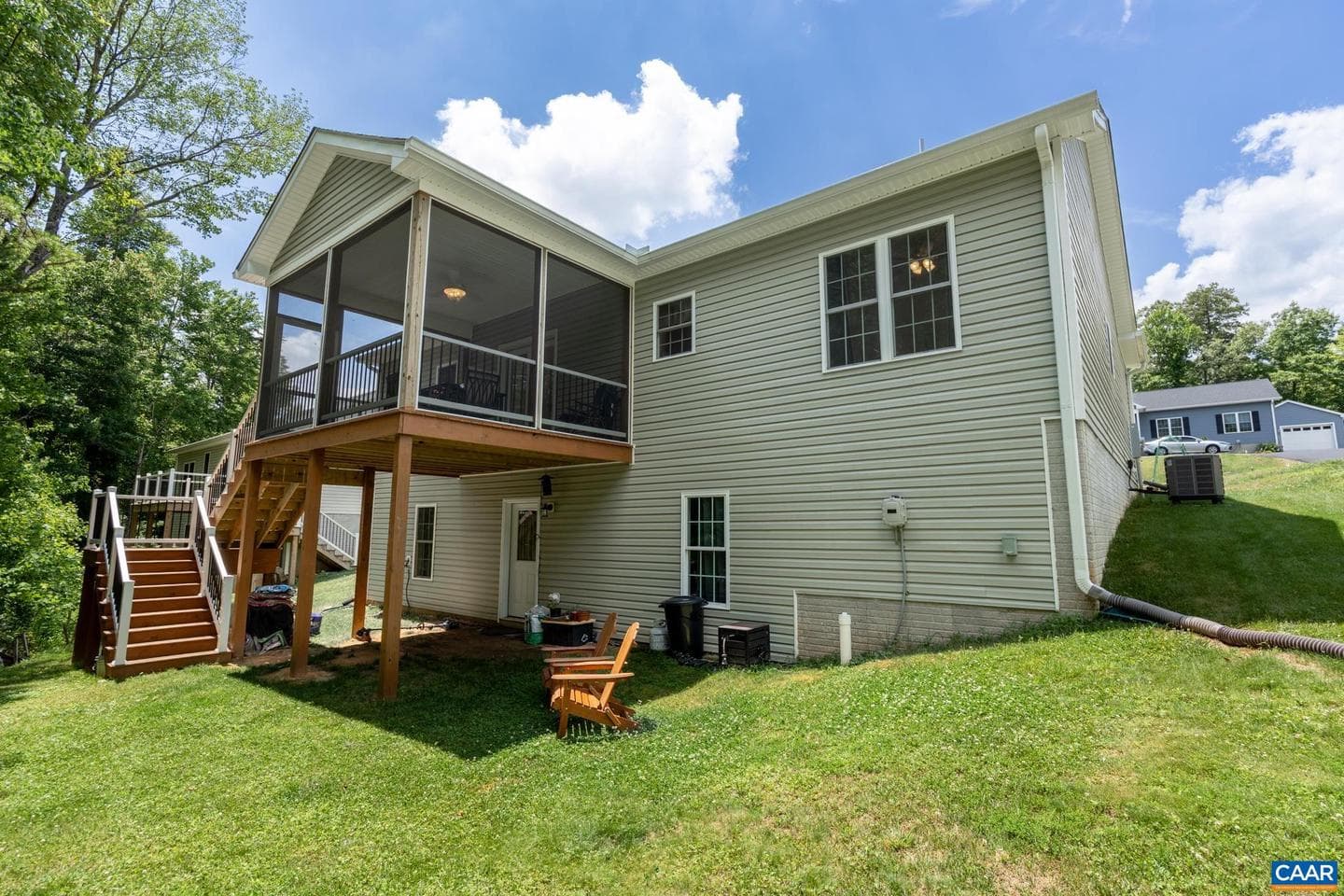 261 Barrington Dr photo 27