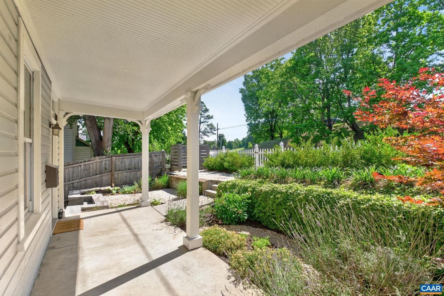 433 N Winchester Ave photo 6