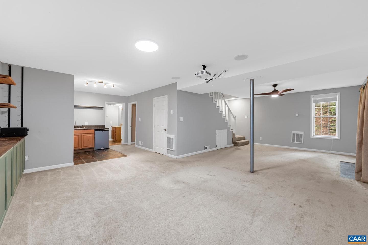 495 Jefferson Dr photo 19