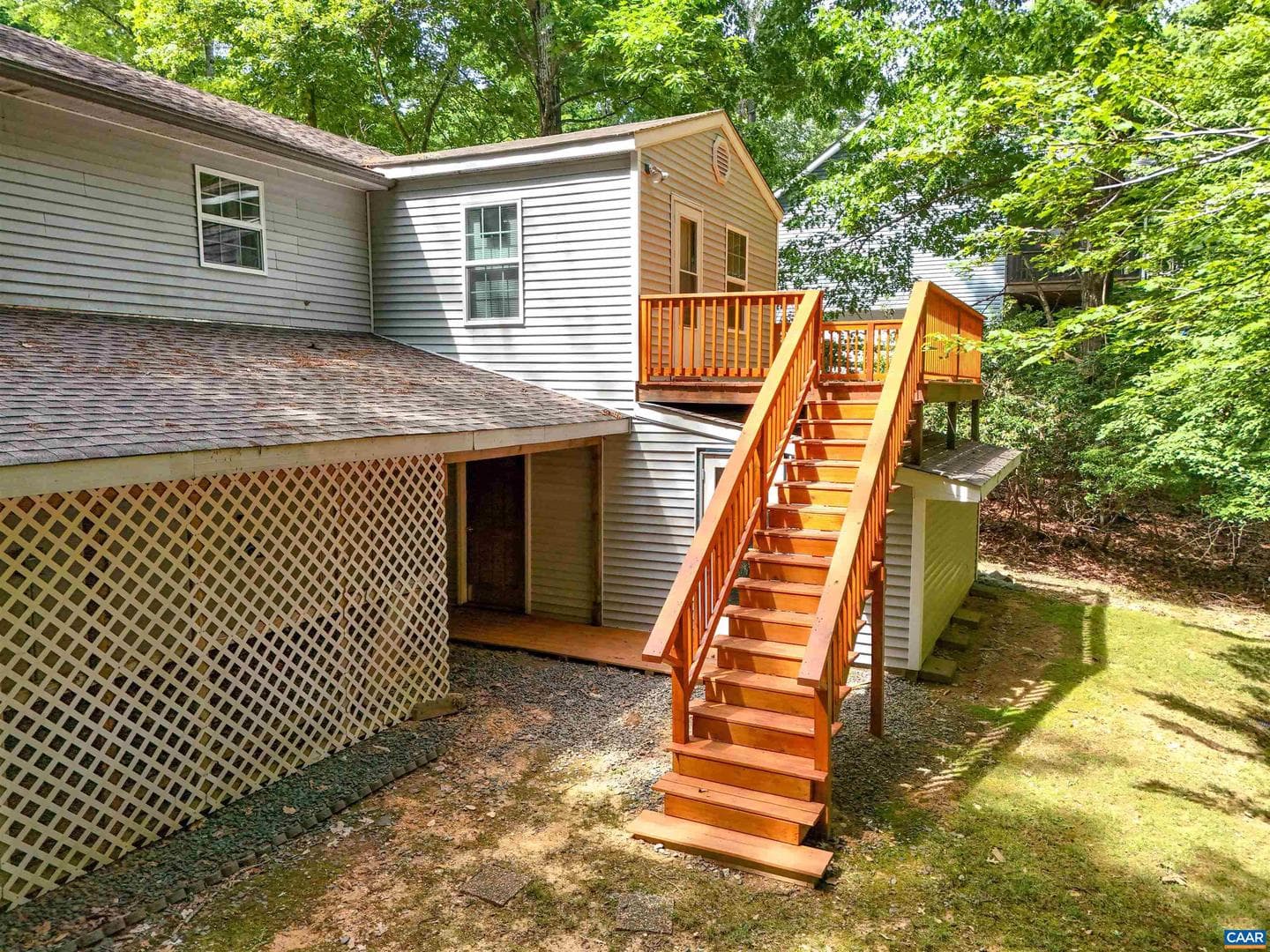 26 West Lake Forest Dr photo 15