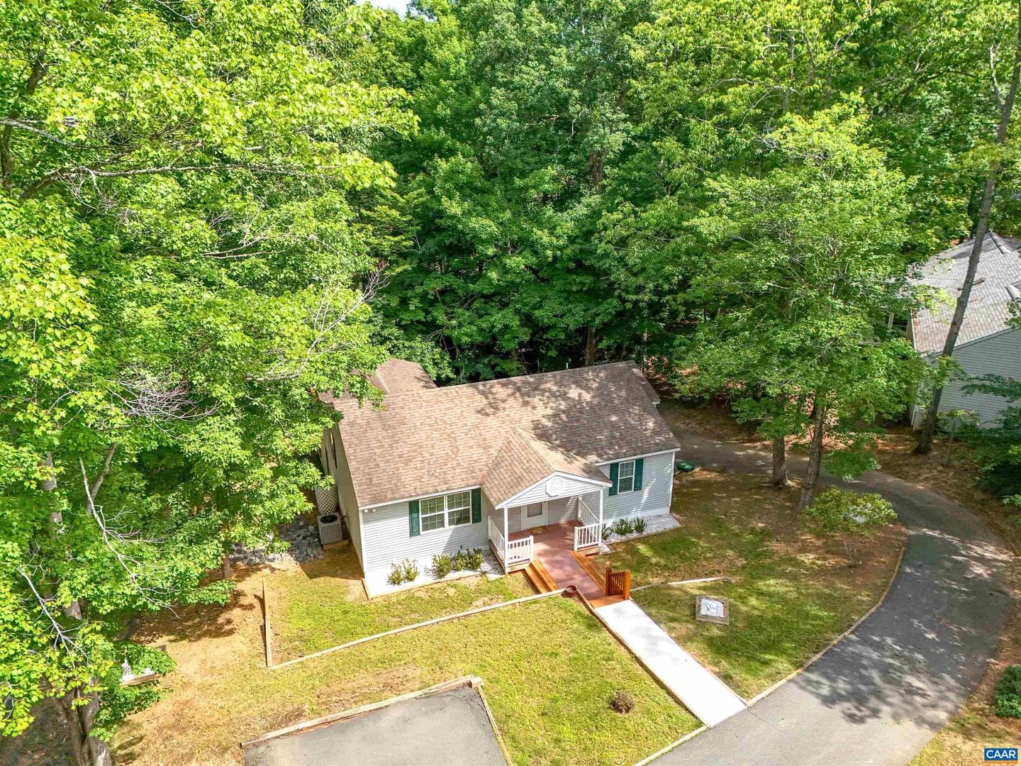 26 West Lake Forest Dr photo 22
