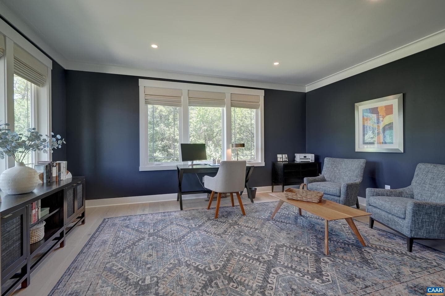 401 Lochlyn Hill Dr photo 8