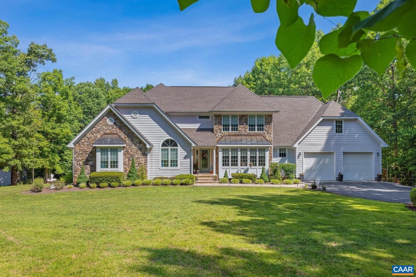 2629 Ducks Lake Ridge Rd, Scottsville