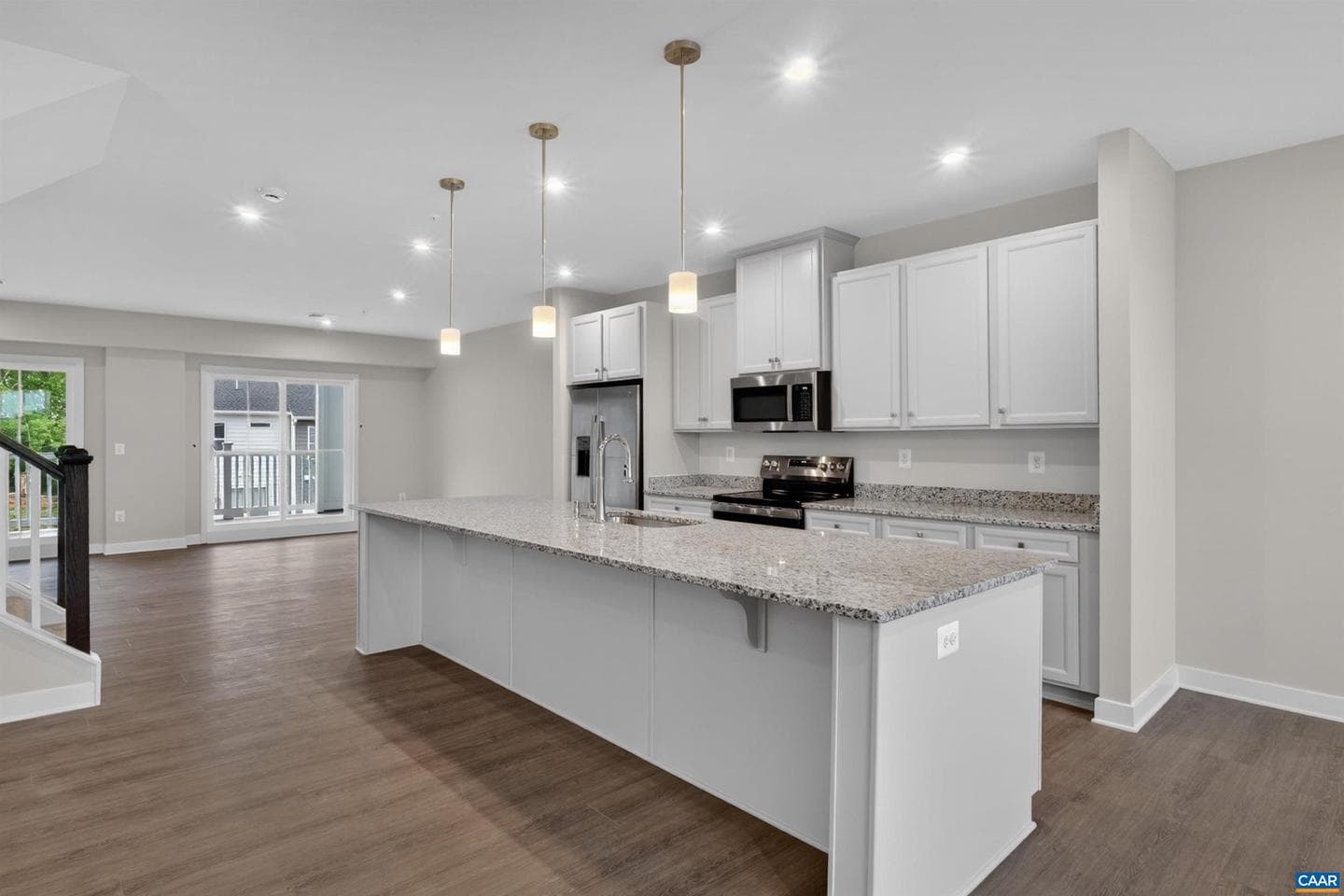4068b Perseus Ln photo 3
