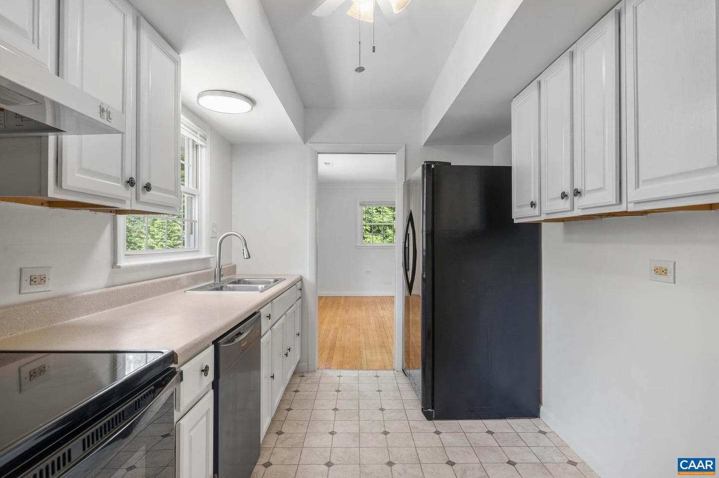 2417 Angus Rd photo 18