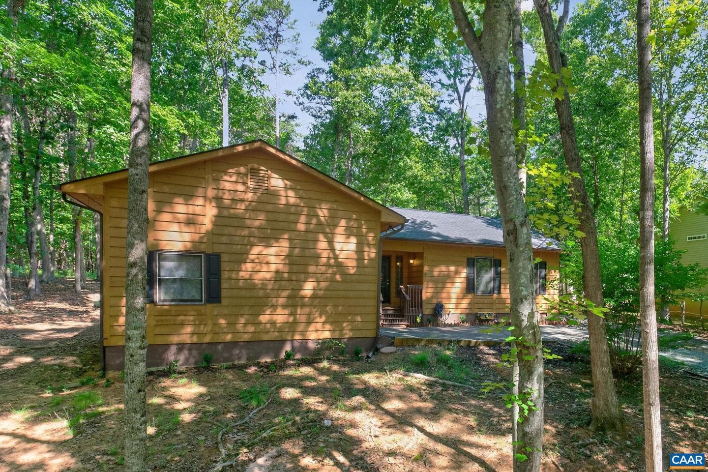 377 Jefferson Dr photo 23